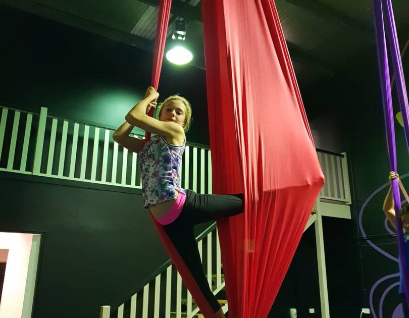 listing gallery item