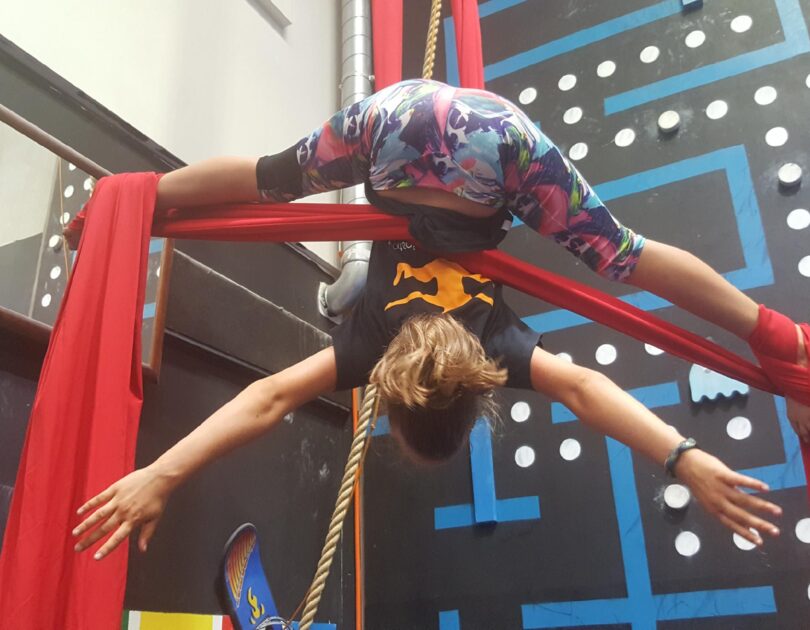 listing gallery item