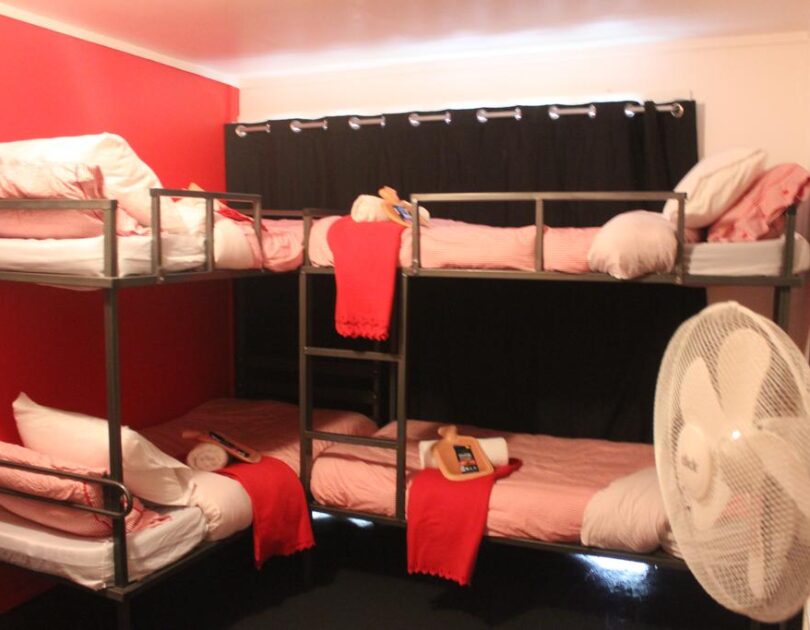 listing gallery item