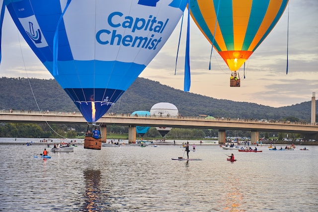 Enlighten Festival – Best Route for Chasing Hot Air Balloons in Canberra