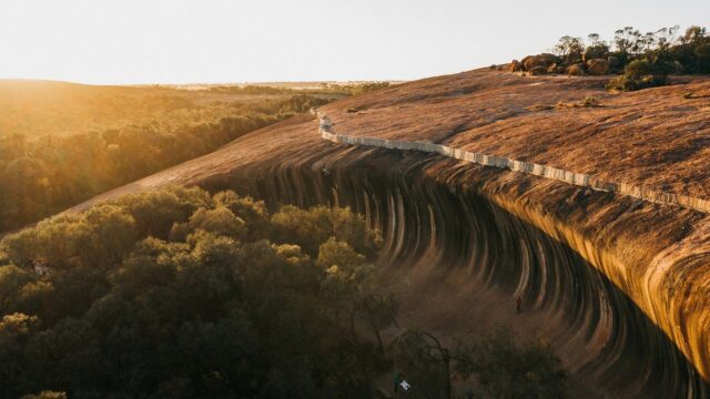 wave rock in perth