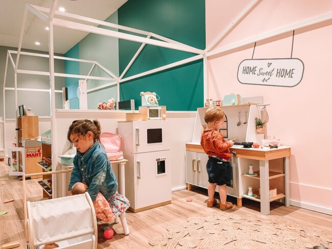 Kid-Friendly Restaurants with Playgrounds in Melbourne