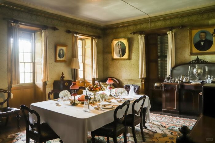 Free Animal Feeding at a Stunning 200-Year-Old Farm