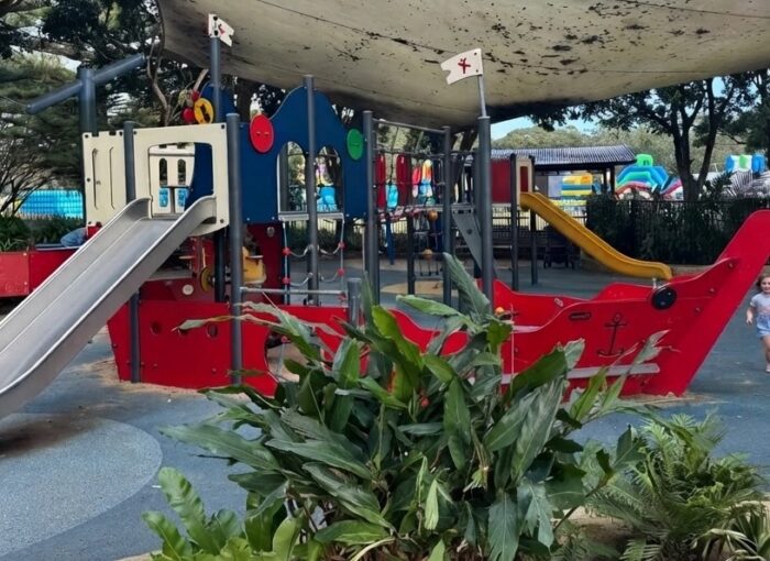 Lyne Park Playground