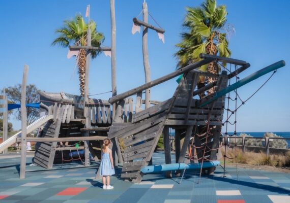 North Road Foreshore Reserve Playground
