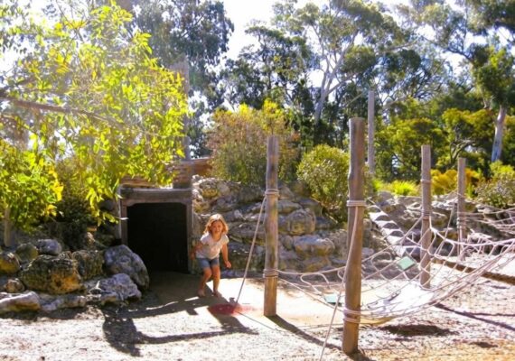 Variety Place, Kings Park Reviews