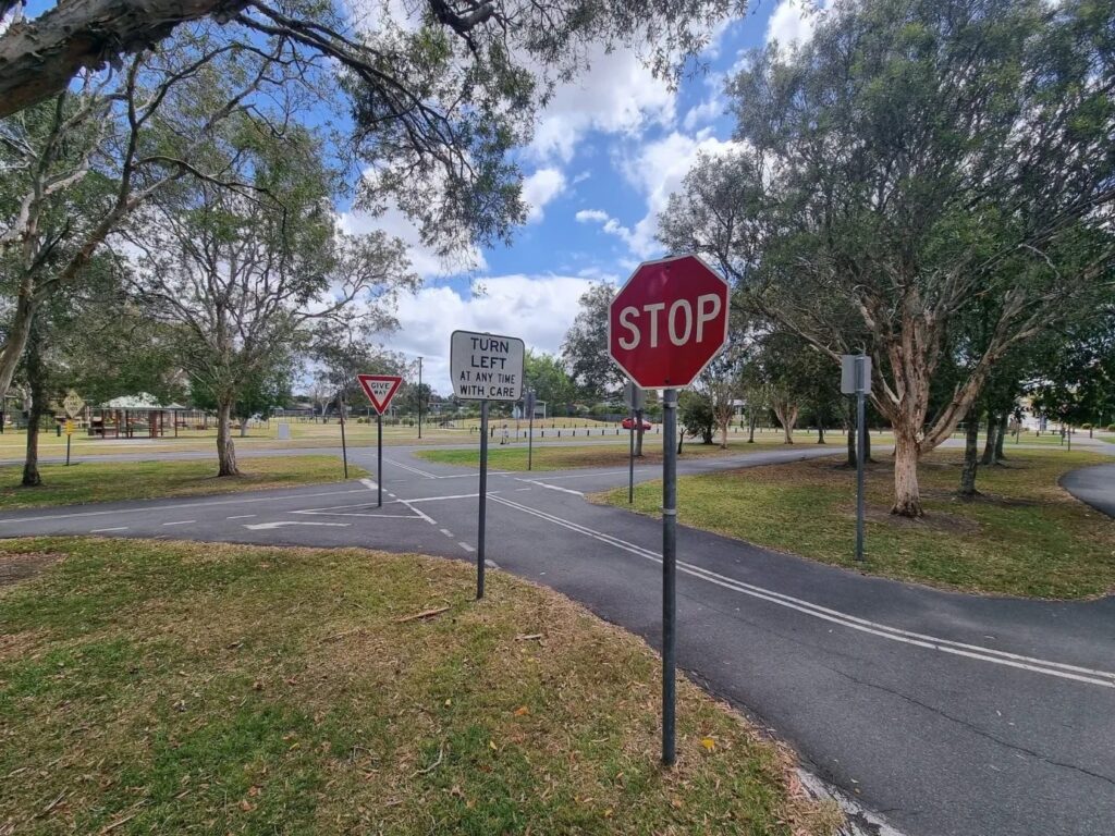 Crestmead Park