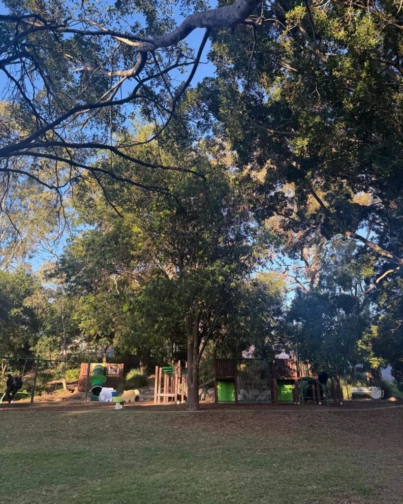 Johnston Park, Bulimba