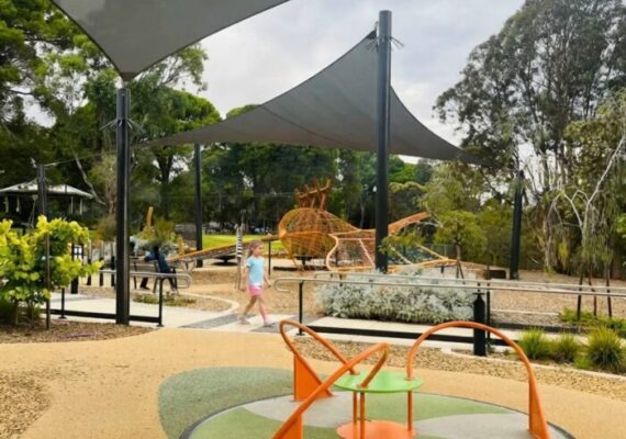 Thorndon Park Reserve Playground