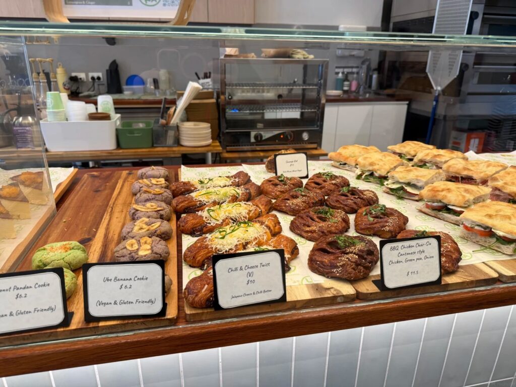 Luna Bakery Carlton Reviews