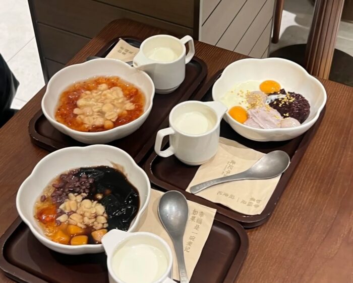 Makkee Dessert Sydney - Menu and What to Order
