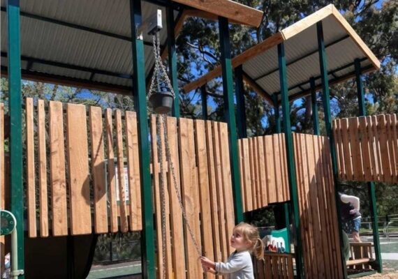South Surrey Park Playground (Upgraded) Reviews